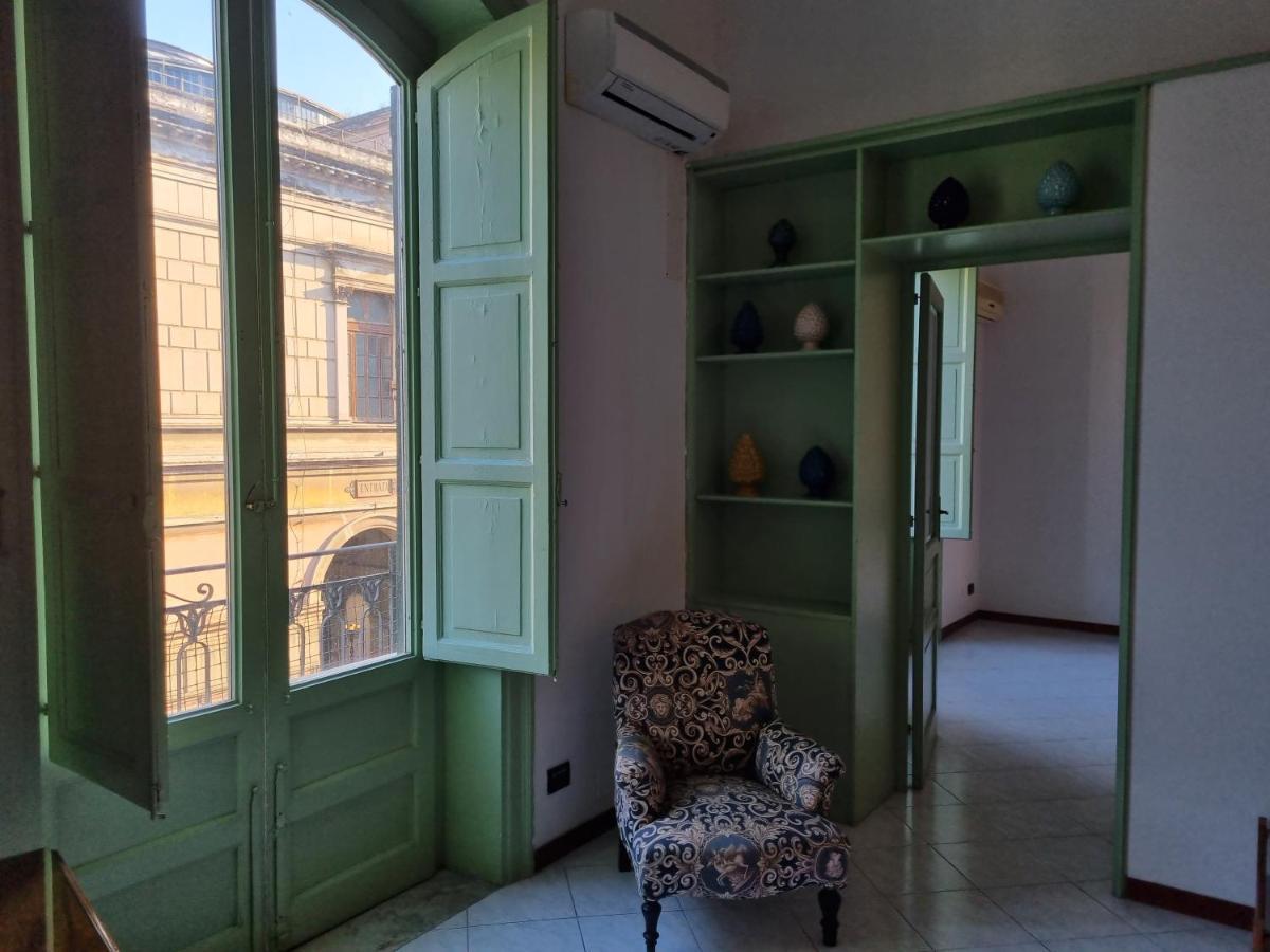 Piazza Politeama Apartment Palermo Exterior photo